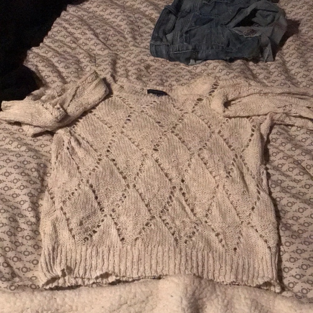 American eagle sweater